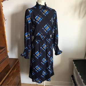 Patterned silky Retro Styled Dress
